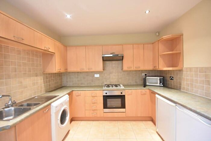 2 Bedroom Flat To Rent In Grosvenor Place, Jesmond, NE2
