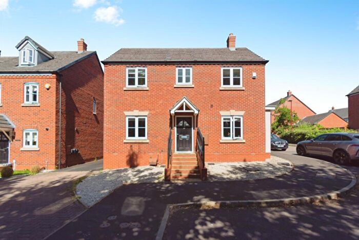 4 Bedroom Detached House For Sale In Chances Street, Birmingham, B16