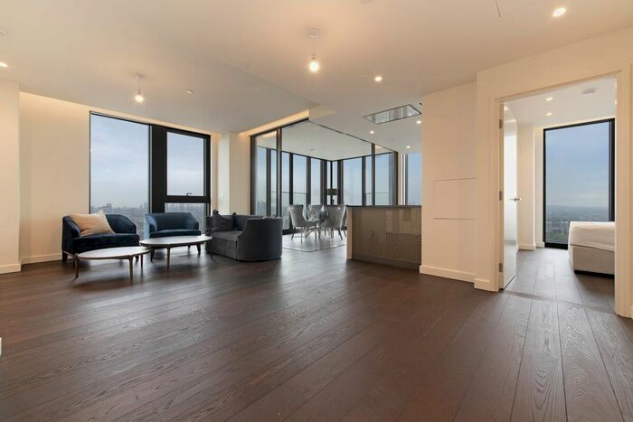 2 Bedroom Flat To Rent In Damac Tower, Vauxhall, London, SW8