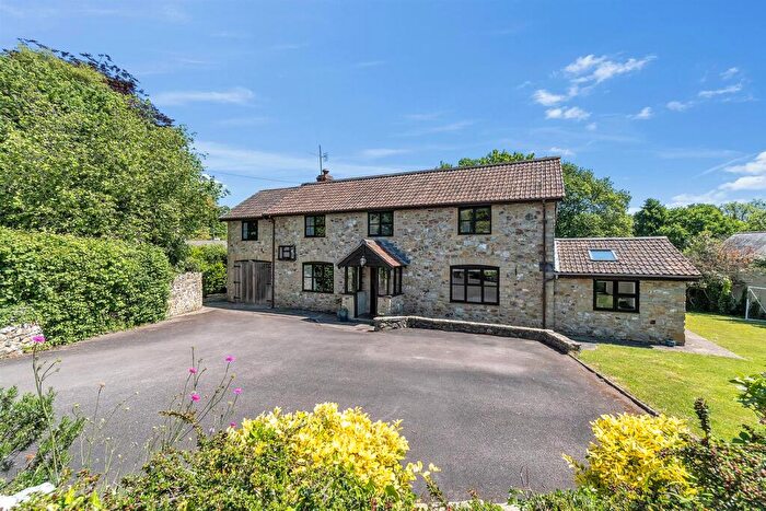 5 Bedroom Detached House For Sale In Smallridge, EX13
