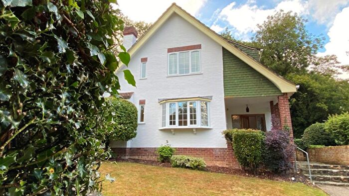 6 Bedroom House To Rent In The Spinney, Canterbury - Ref, CT2