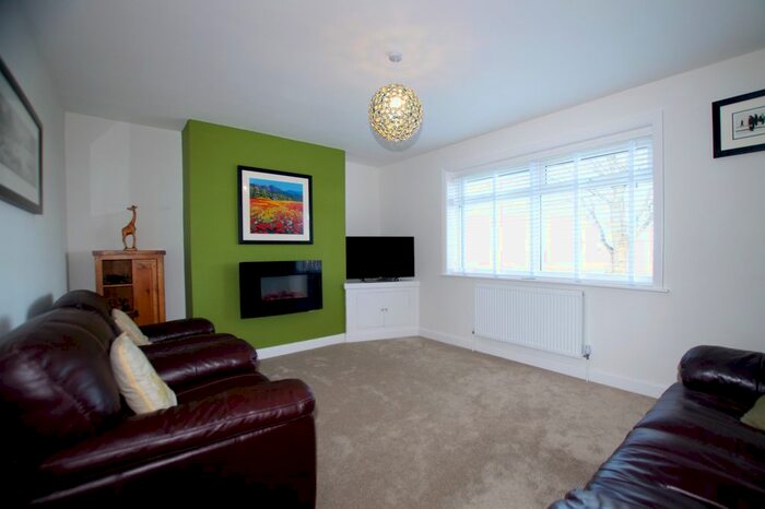 2 Bedroom Semi-Detached House To Rent In Barrowcliff Road, Scarborough, YO12