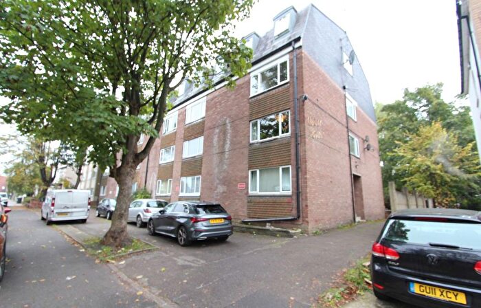 1 Bedroom Flat To Rent In Wostenholm Road, Sheffield, S7