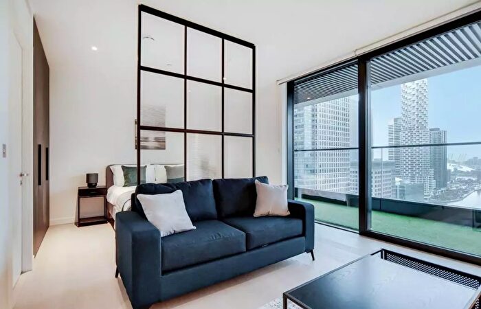 1 Bedroom Flat To Rent In Wardian, Canary Wharf, E14
