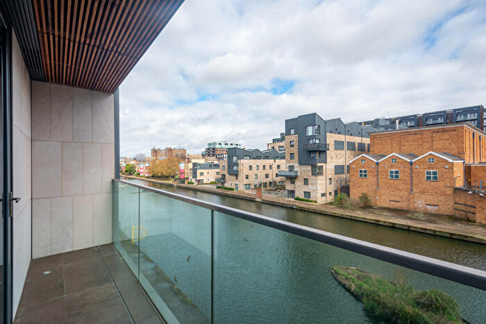 1 Bedroom Flat To Rent In Bookhouse, A City Road, London, EC1V