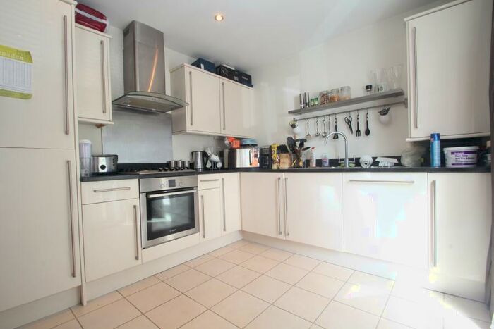 1 Bedroom Apartment To Rent In Woking, GU21