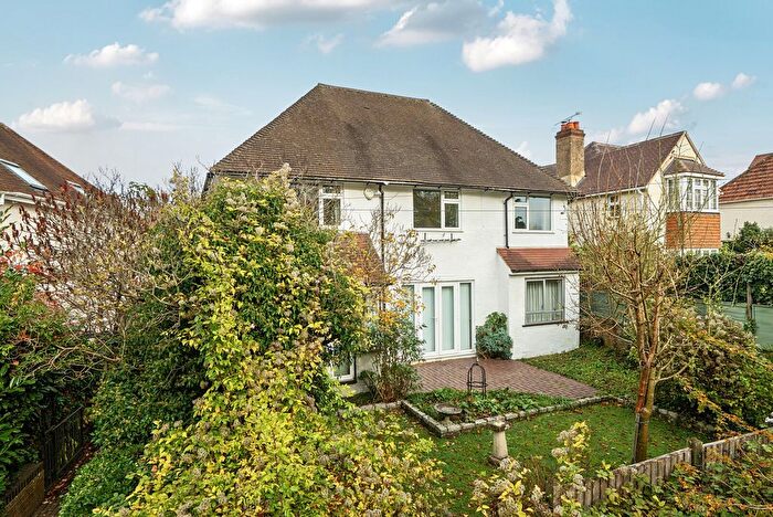 4 Bedroom Detached House For Sale In Crondall Lane, Farnham, GU9