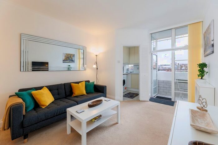 1 Bedroom Flat To Rent In Sloane Avenue, London, SW3