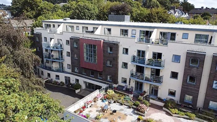 2 Bedroom Flat For Sale In Station Road, Plymouth, PL7