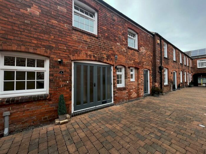 2 Bedroom Terraced House To Rent In Northgate Mews, Louth, LN11