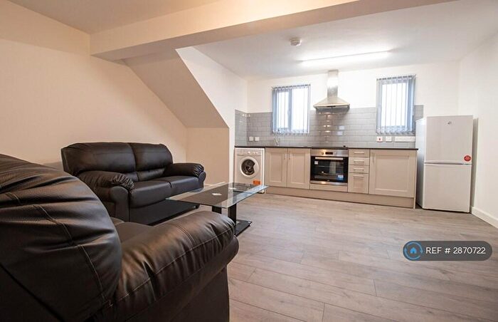 1 Bedroom Flat To Rent In Church Lane, Leeds, LS15