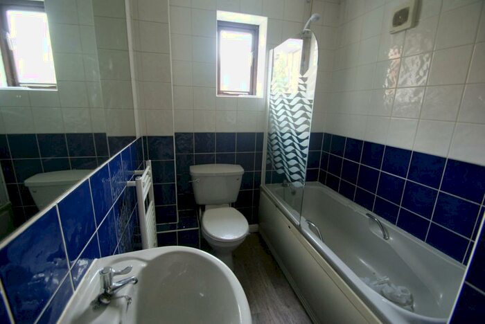 1 Bedroom Flat To Rent In Penny Hill, Collingbourne, SN8