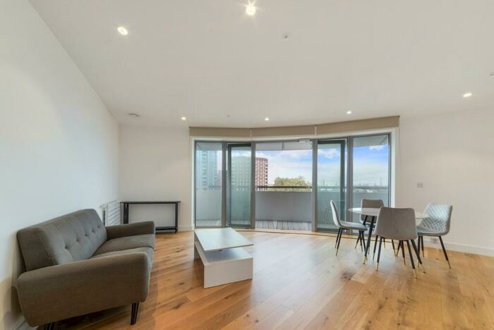 1 Bedroom Apartment To Rent In Vermillion Tower, Canning Town, London, E16