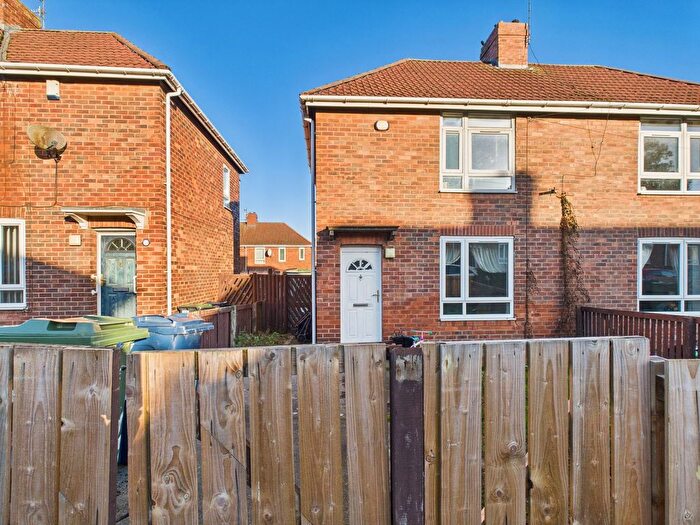 2 Bedroom Semi Detached House For Sale In Pensher Street East, Gateshead, NE10