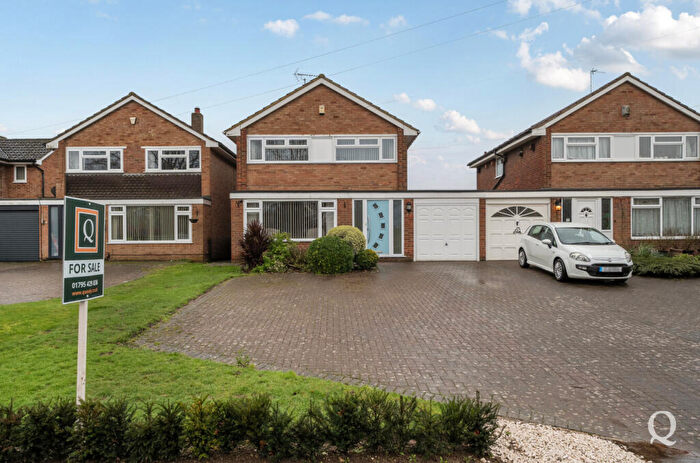 3 Bedroom Detached House For Sale In Brenchley Road, Sittingbourne, Kent, ME10