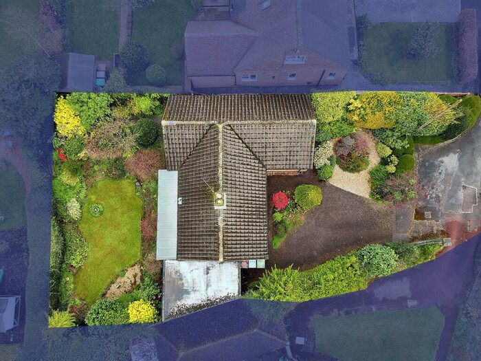 2 Bedroom Bungalow For Sale In Birdsall Avenue, Wollaton Village, Nottingham, NG8