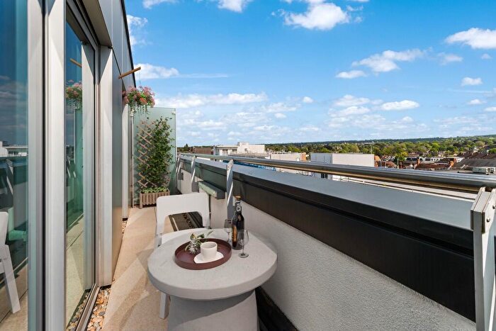 2 Bedroom Apartment To Rent In Station Approach, Epsom, Surrey, KT19