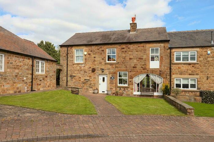 4 Bedroom Cottage For Sale In The Old Farmhouse, Ridgeway, S12