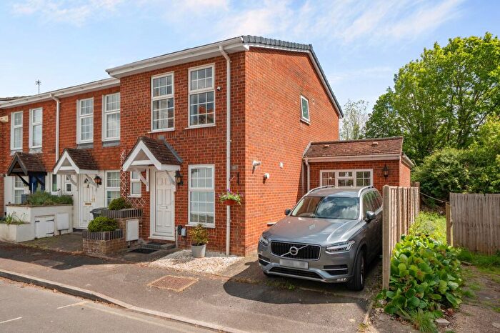 2 Bedroom Terraced House For Sale In Beaconsfield Place, Epsom, KT17