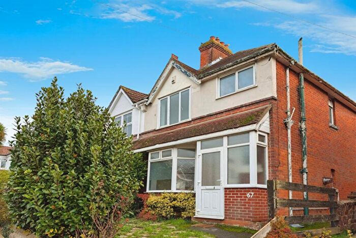 3 Bedroom Semi-Detached House To Rent In Newlands Avenue, SO15