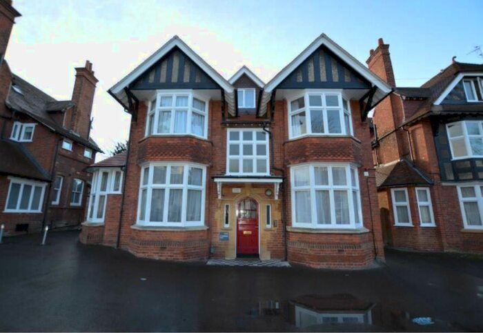 1 Bedroom Flat To Rent In Redlands Road, Reading RG1