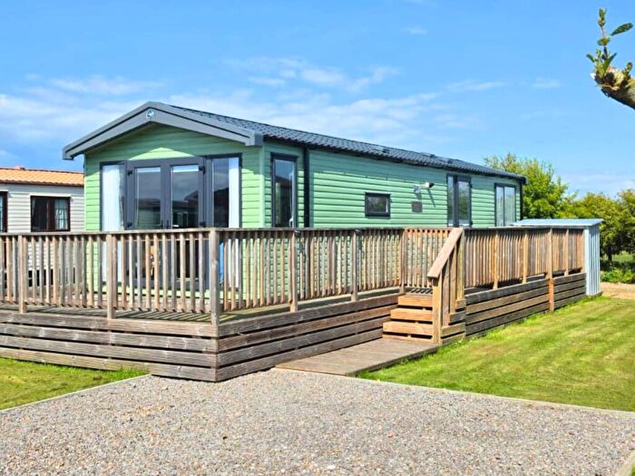 2 Bedroom Caravan For Sale In Silloth, Silloth, CA7
