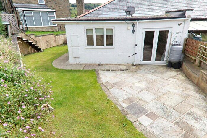 2 Bedroom Bungalow For Sale In Elm Crescent, East Morton, West Yorkshire, BD20
