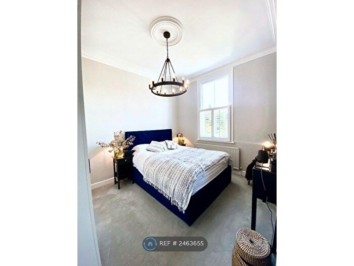 1 Bedroom Flat To Rent In Epple Road, London, SW6