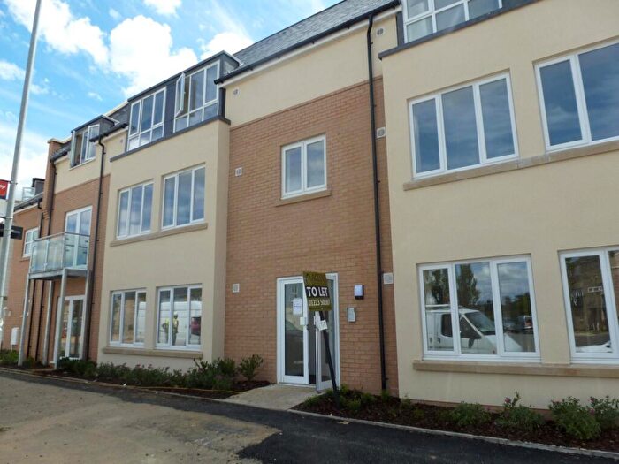 2 Bedroom Flat To Rent In Chieftain Way, Cambridge, CB4