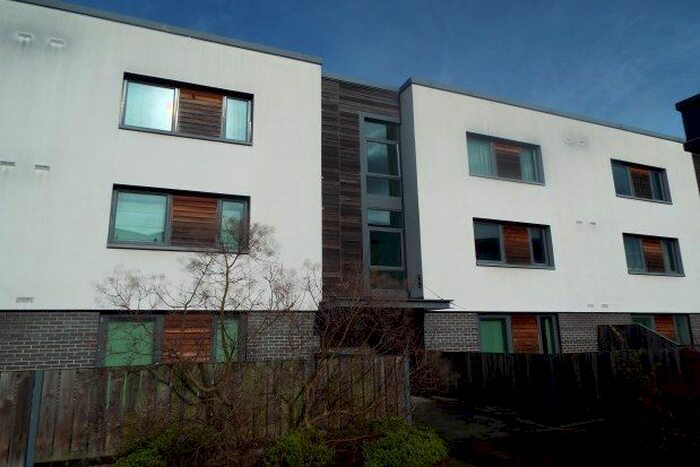 1 Bedroom Flat To Rent In Ted Bates Road, Southampton, SO14