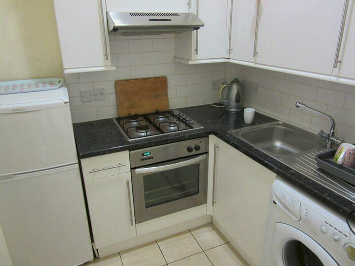 1 Bedroom Flat To Rent In Roseburn Street, Roseburn, Edinburgh, EH12