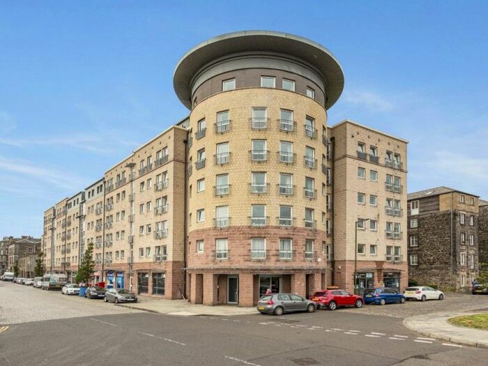 2 Bedroom Flat To Rent In Constitution Street, Edinburgh, EH6