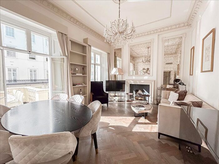 2 Bedroom Flat To Rent In Chesham Street, London, SW1X