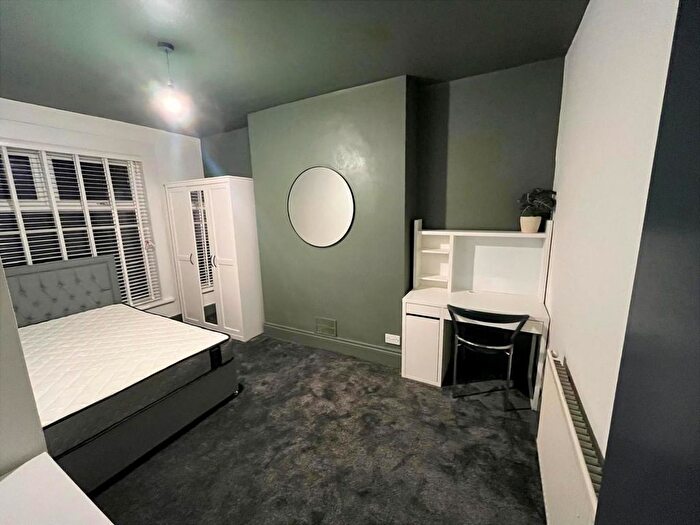 3 Bedroom Property To Rent In Pearson Road, Plymouth, PL4