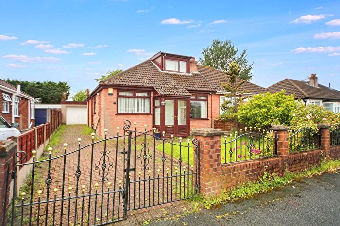 3 Bedroom Semi Detached House For Sale In Grasscroft Road, Hindley Green, WN2