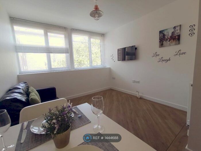 1 Bedroom Flat To Rent In Enterprise House, Portsmouth, PO1