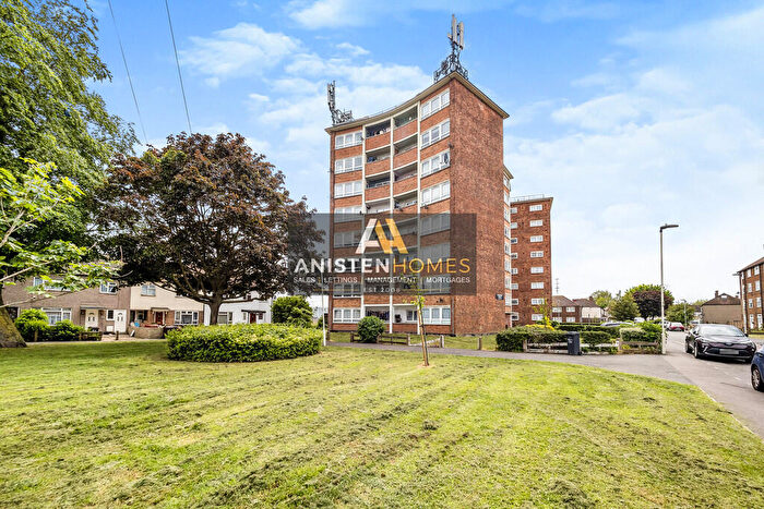 1 Bedroom Flat For Sale In Enterprise House, Curzon Crescent, Barking, IG11