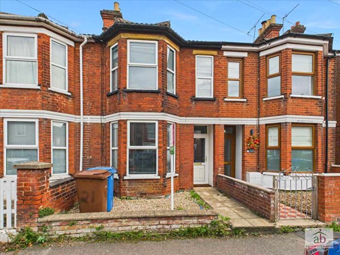 3 Bedroom Terraced House For Sale In Cullingham Road, Ipswich, IP1