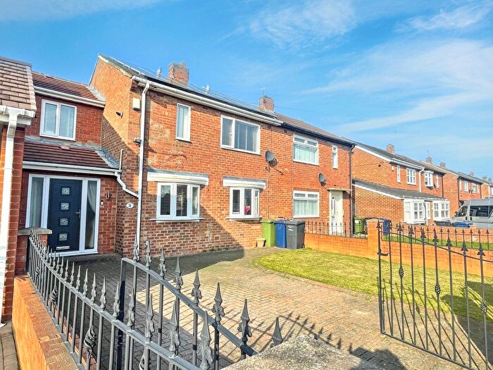 3 Bedroom Semi Detached House For Sale In Brockley Avenue, South Shields, NE34