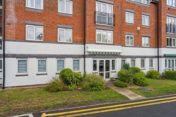 2 Bedroom Retirement Property For Sale In Bedford Road, Hitchin, SG5