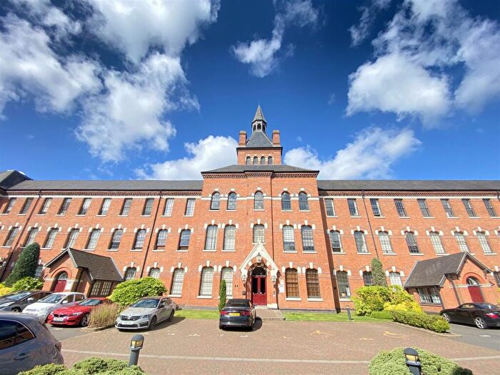 2 Bedroom Flat To Rent In High Croft Hall, High Croft Road, Erdington, B23