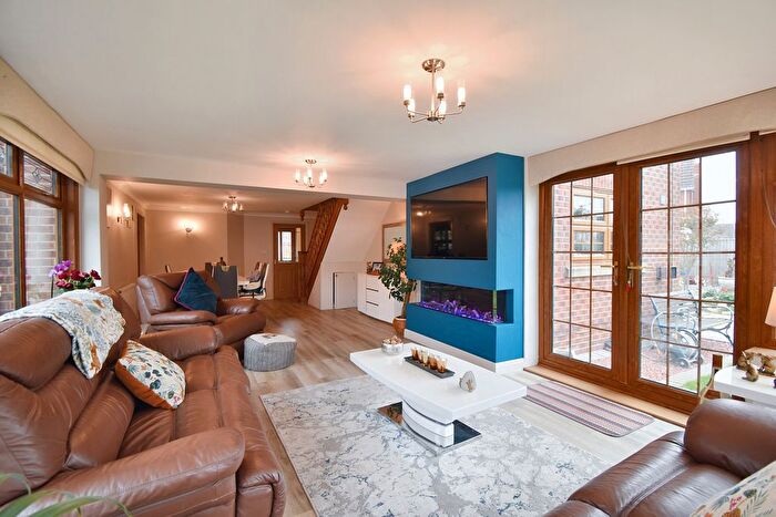 4 Bedroom Detached House For Sale In Squires Meadow, North Somercotes, Louth, LN11