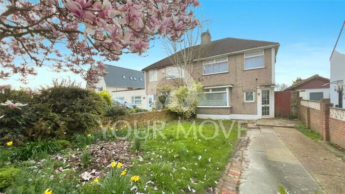 3 Bedroom Semi-Detached House To Rent In Blackfen Road, Sidcup, DA15