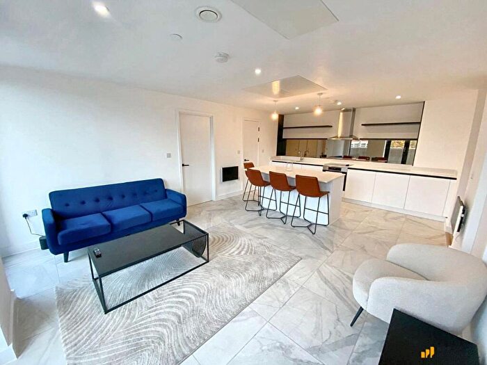 2 Bedroom Apartment For Sale In Sky Gardens, Castlefield, M15