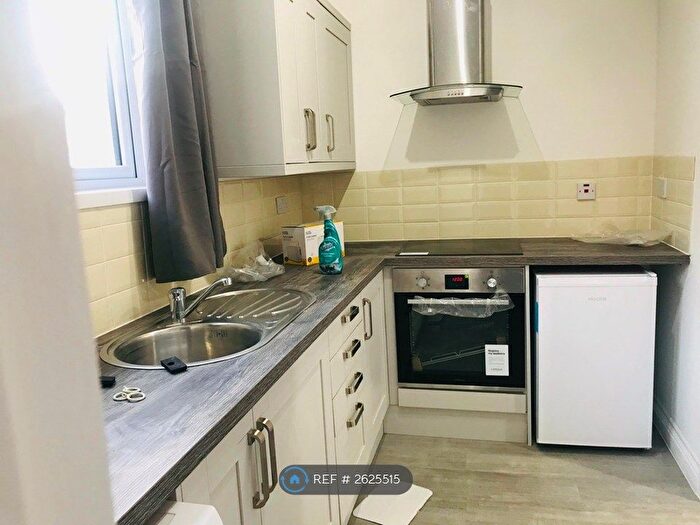 1 Bedroom Flat To Rent In Alcester Road, Birmingham, B13