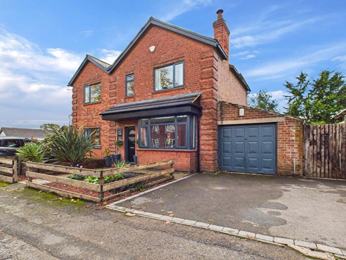 4 Bedroom Detached House For Sale In Field Lane, Chaddesden, DE21