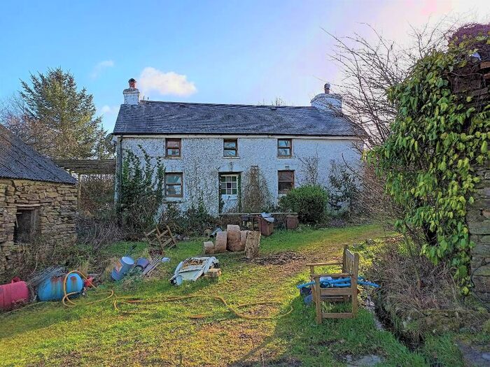 3 Bedroom Property For Sale In Unmarked Road, Drefach Felindre, Newcastle Emlyn, Carmarthenshire, SA44