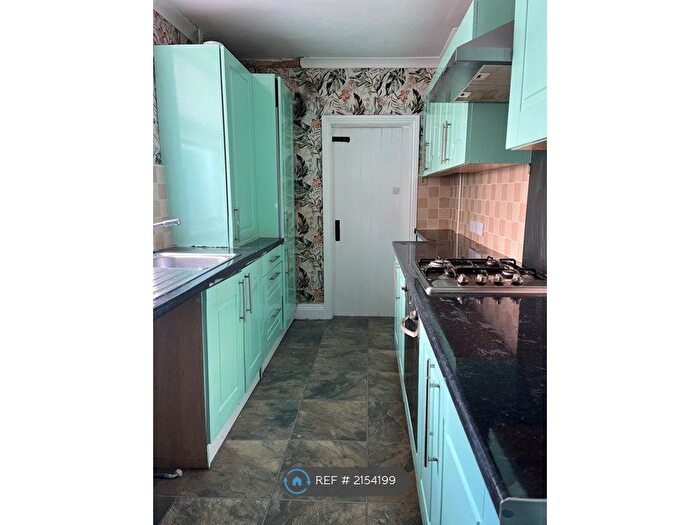 4 Bedroom Terraced House To Rent In Fordland Place, Sundeland, SR4