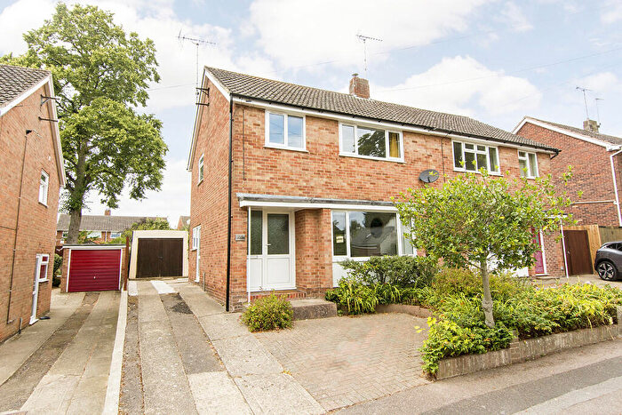 3 Bedroom Semi-Detached House For Sale In Great Bowden Road, Market Harborough, LE16
