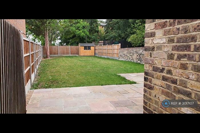 1 Bedroom Flat To Rent In Baring Road, London, SE12